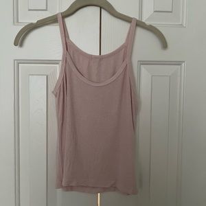 Light pink Brandy Melville tank 💗